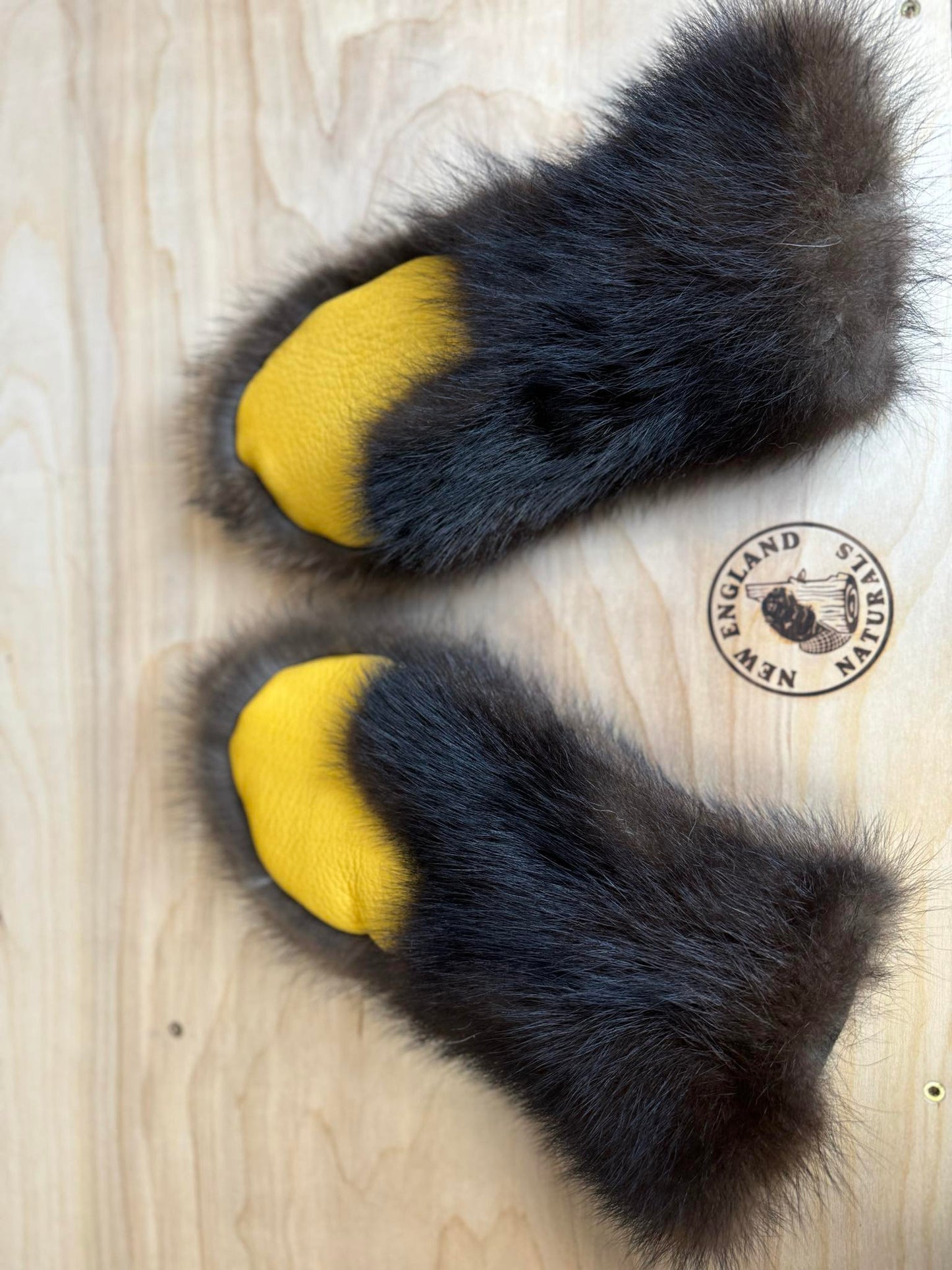 Women's Fisher Mittens - Moose Leather Palm