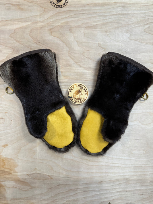 Otter fur mittens with leather palm (size small)